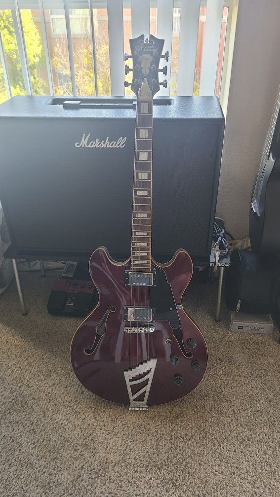 D'Angelico Semi Hollow DC Premier