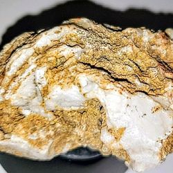 Natural White Raw Quartz Speciman 