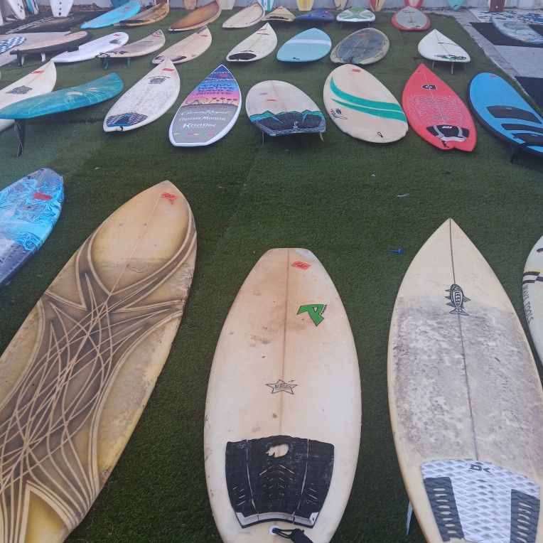 Moving To Hawaii Selling 211 Surfboards