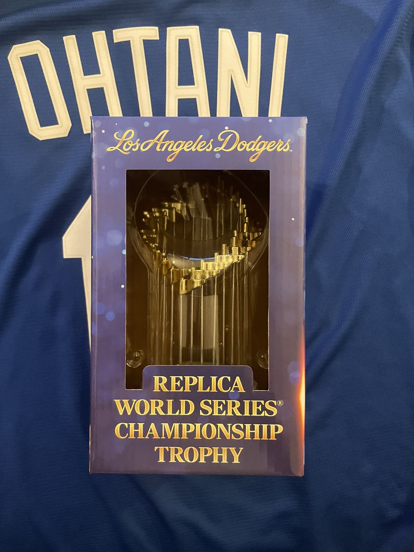 Dodgers Bobblehead. Championship Trophy
