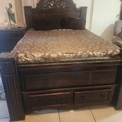 Bedroom set
