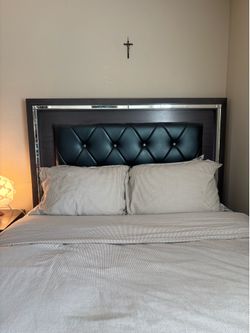 Bed frame & Nightstand