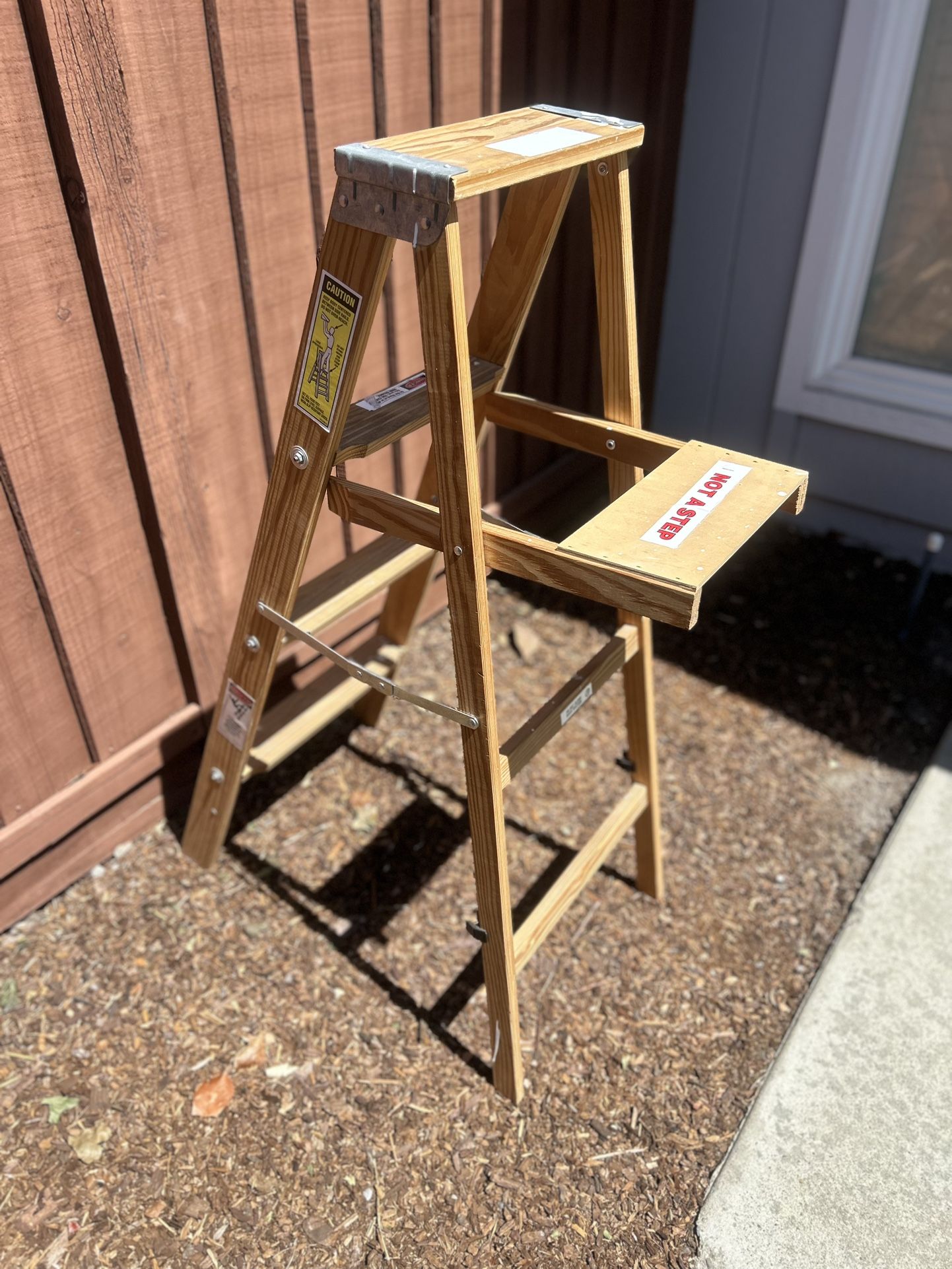 Werner Wooden 4” Ladder