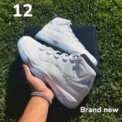 Jordan 11 Legend Blue Size 12