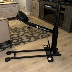 DB Method Squat Machine 