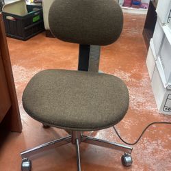 Swivel Chair - Brown Seat Cover Office Chair