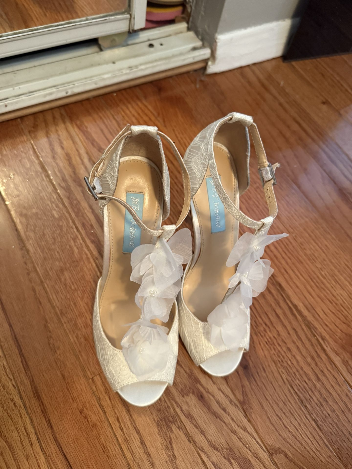 Heels Sandals & Shoes