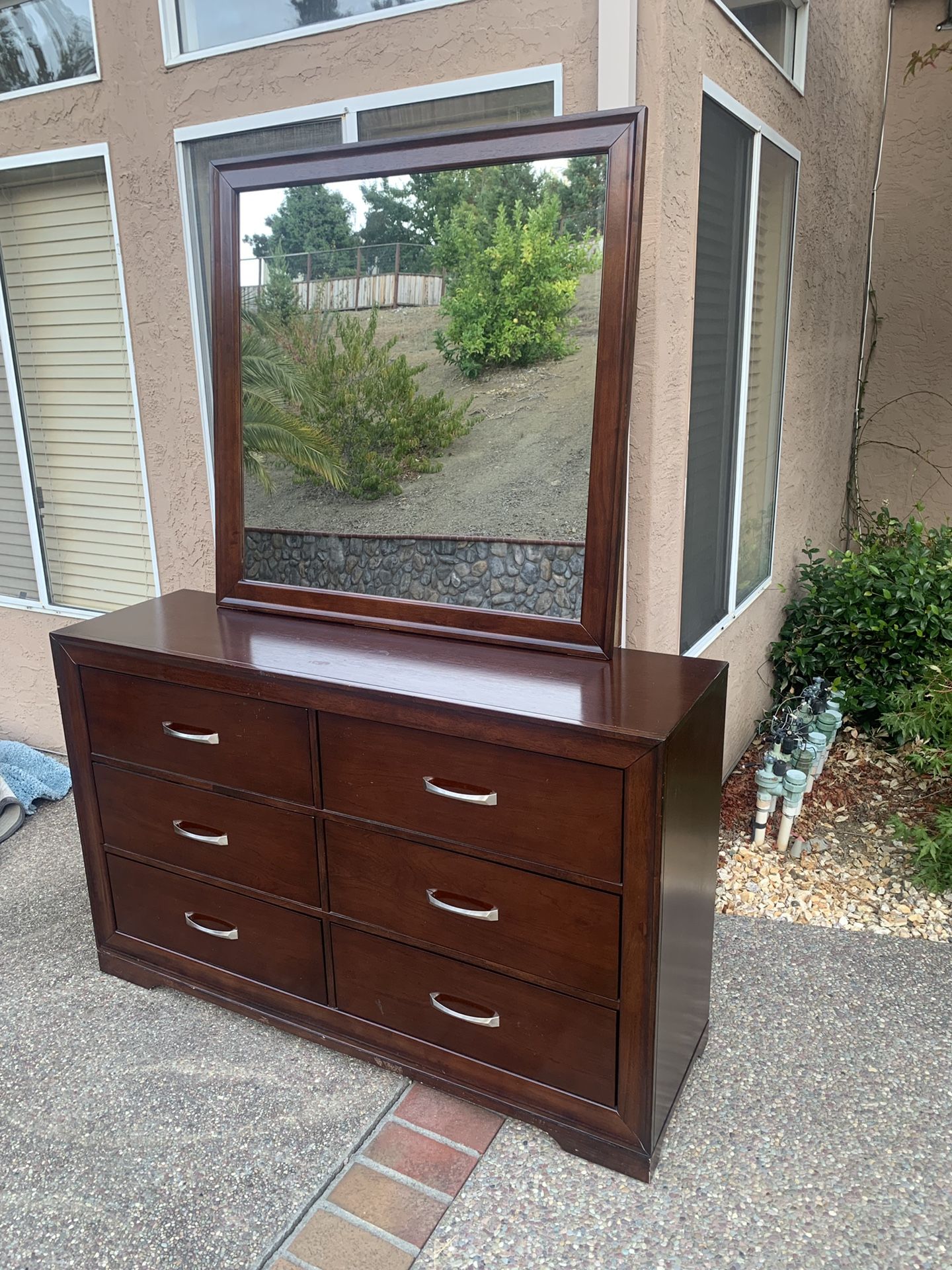 Bedroom dresser