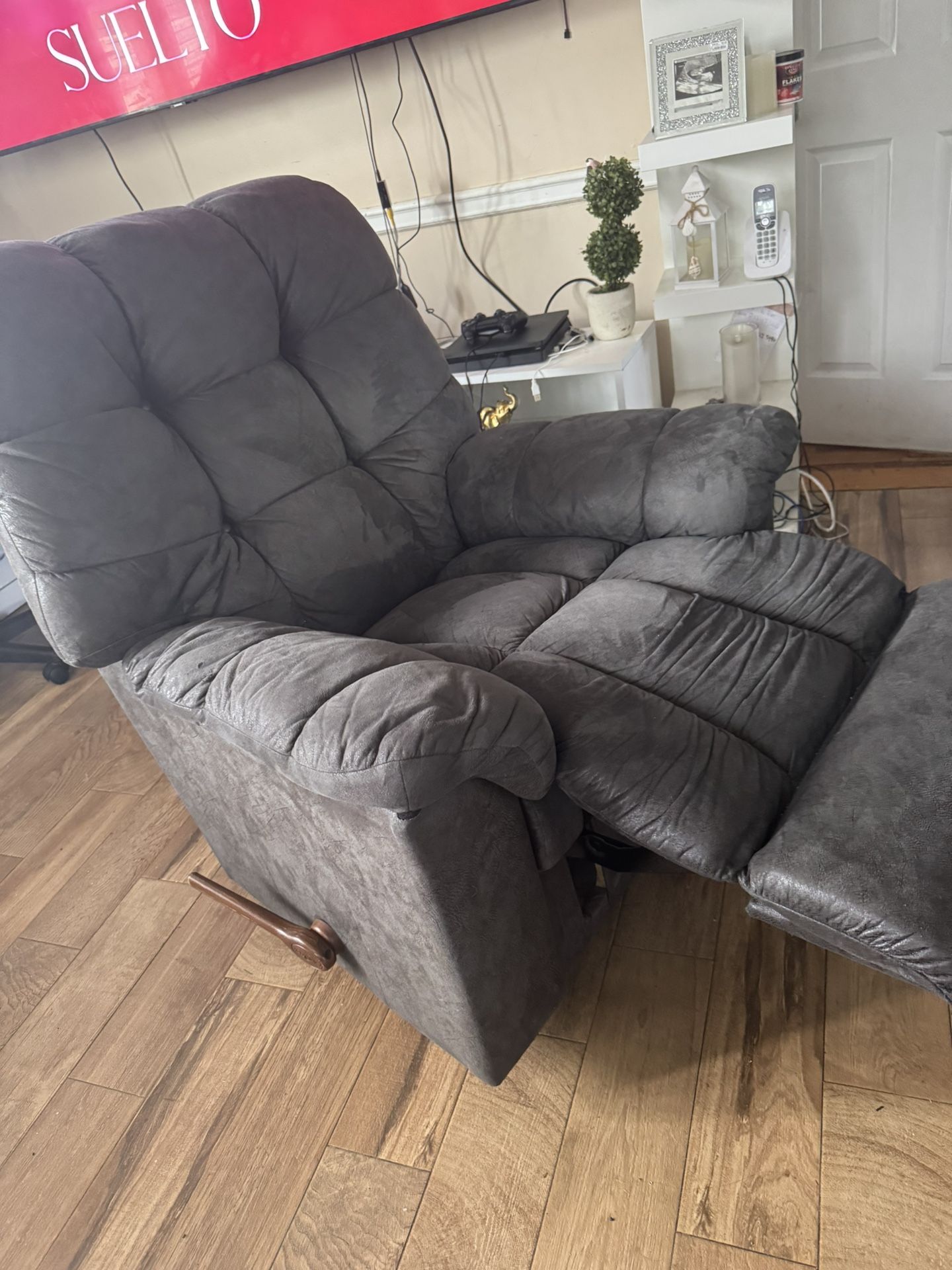 Recliner Sofa
