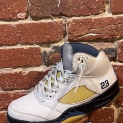 Jordan 5 A Ma Size 9.5m