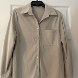 Women’s Beige Button-up Collared Shirt (M)