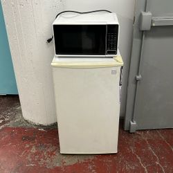 Fridge And Microwave