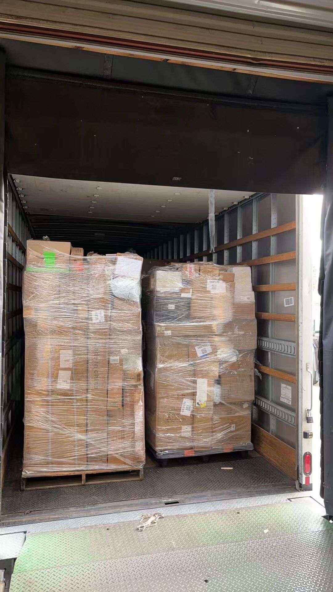 Amz Returned Pallets