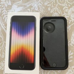 IPHONE SE LIKE NEW 