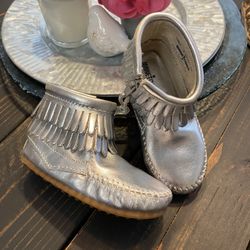 Minnetonka Moccasin Booties