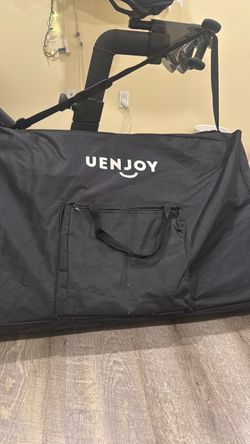 Portable bed for esthetician or massage