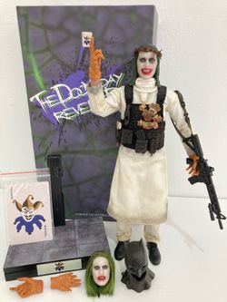 Hot Toys Knightmare Joker 1/6 Figure