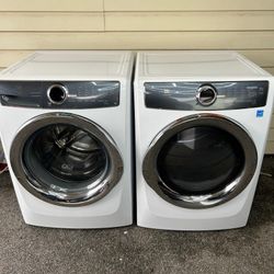 ElectroLux Front Load Washer And Gas Dryer 