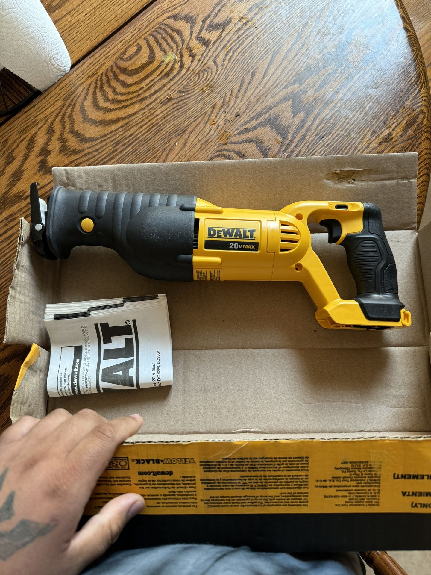 Dewalt 20v Sawzall