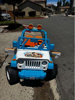 Kid’s Power Wheels Jepp