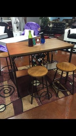 5 piece pub set!! FREE DELIVERY