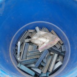 1 Inch X 1 Inch  Staples