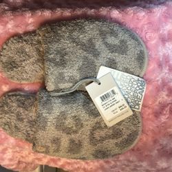 Barefoot, Dreams, Slipper