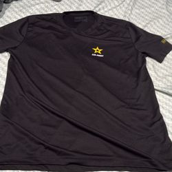 Affordable US Army Shirt In Mint Condition 