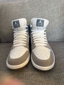 Jordan’s shoes 10 n half