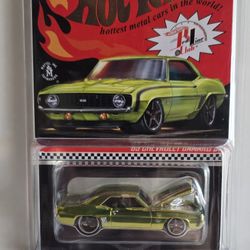Hot Wheels RLC 69 Camaro SS