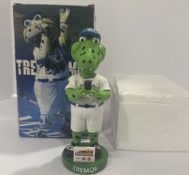 Rancho Cucamonga Quakes Tremor MiLB Mascot Bobblehead Dinosaur Championship Ring