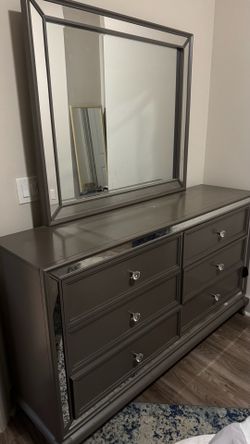 Dresser and Two NightStand