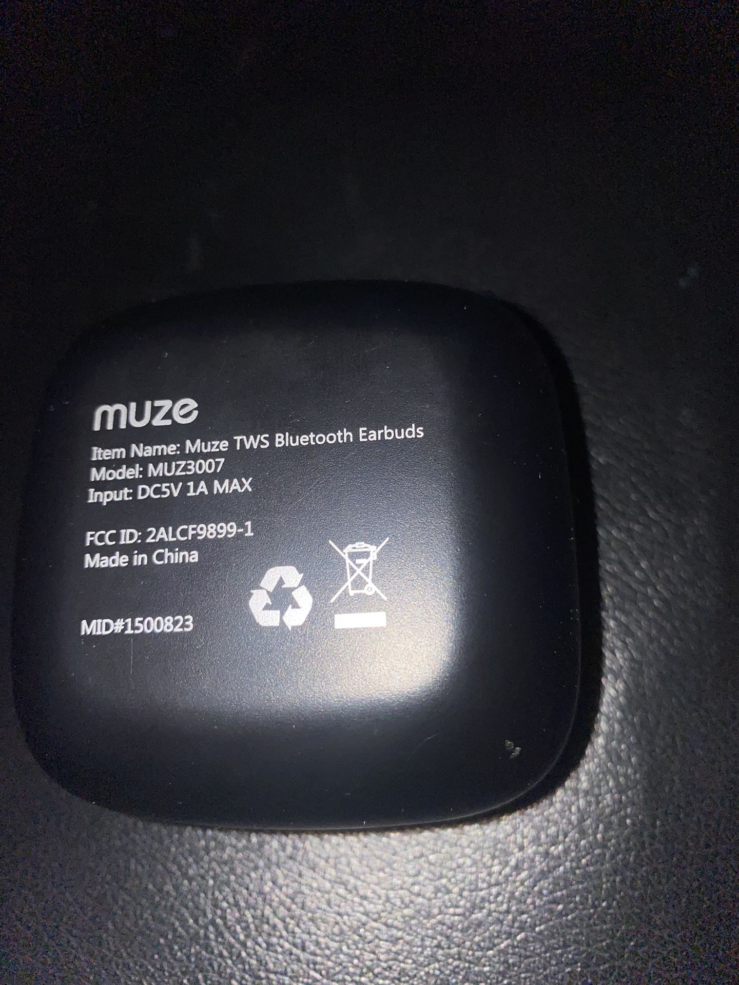 Muze Earbuds As New