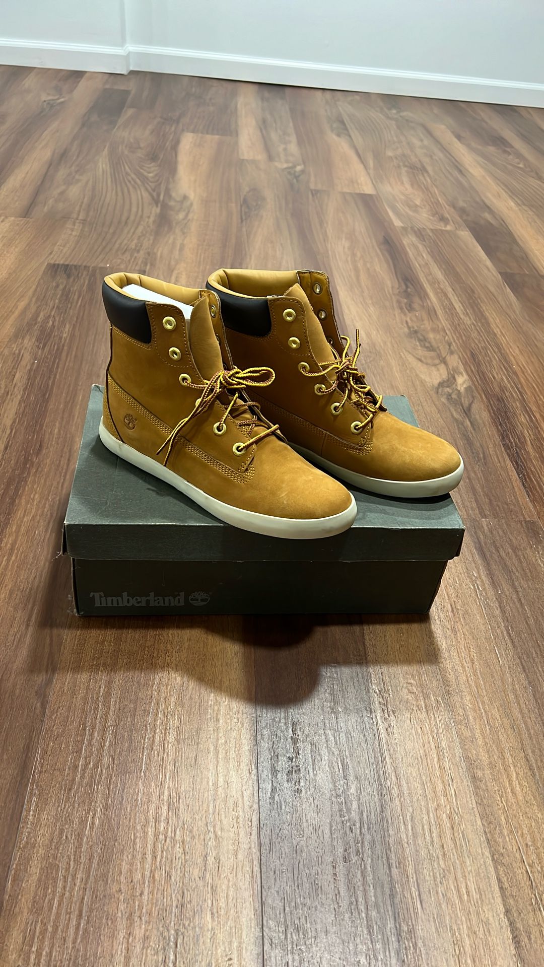 Women Timberland 9.5