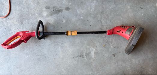 🌿 Homelite Electric String Trimmer / Weed Eater – Great Working Condition!