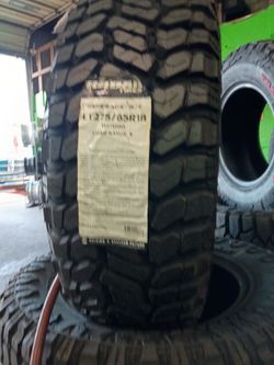 New set of tires 275 65 18 radar RT