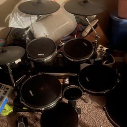 Alesis DM10 E Drum Kit 