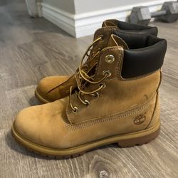 Women’s Timberlands 