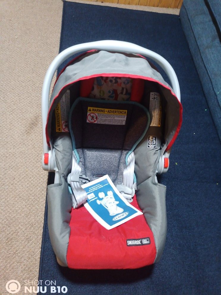 Car seat For Sale