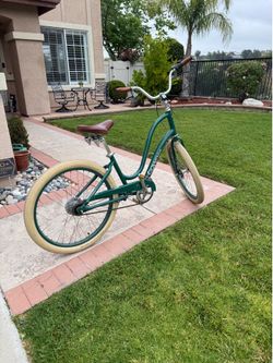 Electra Townie 8 with Balloon Tires 8-speed with Disc Brakes
