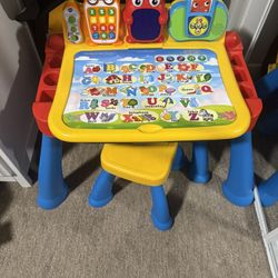 V Tech Activity Desk