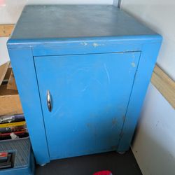 Metal Storage Cabinet