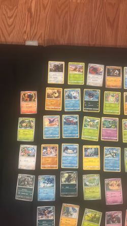 60 Pokémon cards