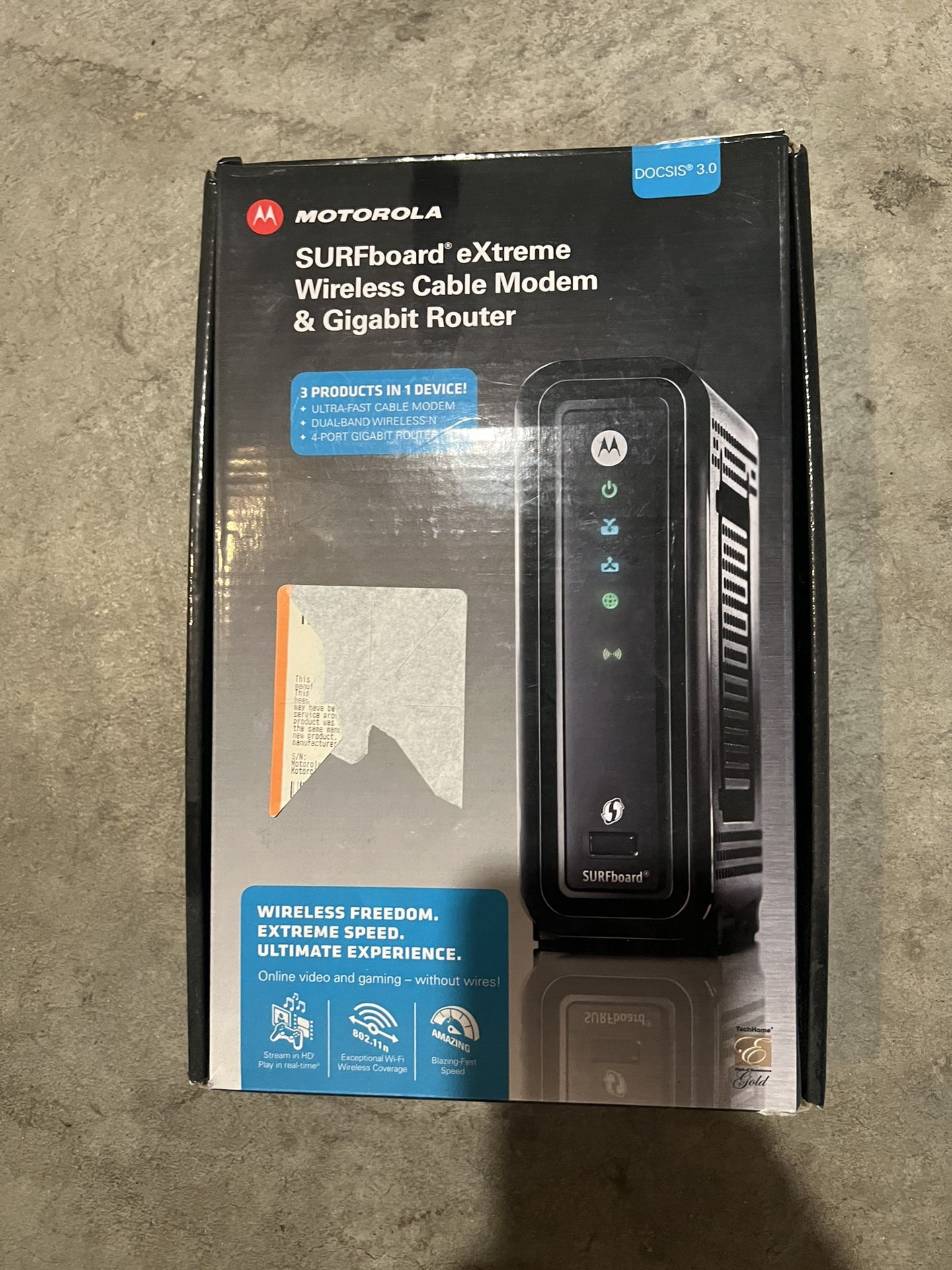 Motorola Wireless Cable Modem and Router