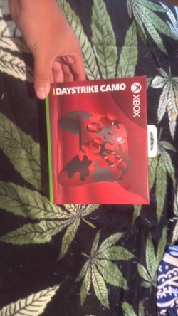 Xbox daystrike camo controller