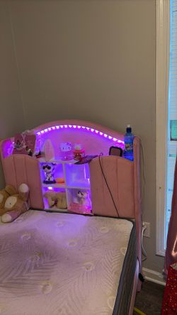 Twin bed