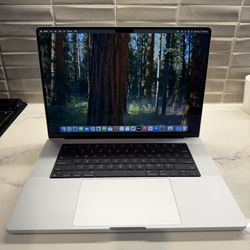 Apple 16” MacBook Pro M1 Pro Chip 32GB Ram 512SSD! 90 day warranty! We offer financing!