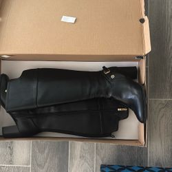 Black Boots