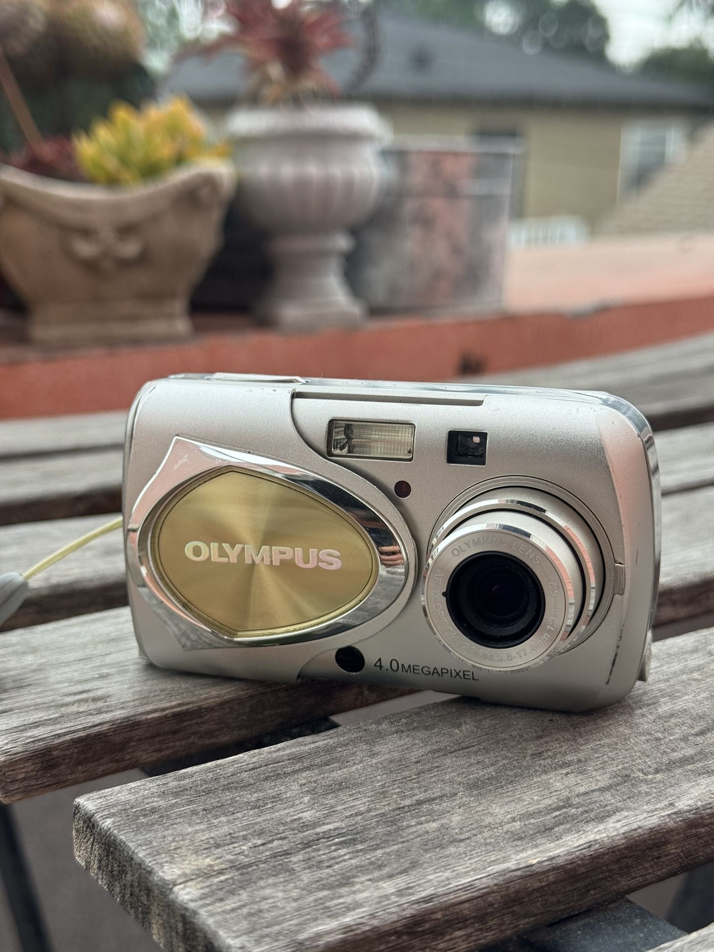 Vintage Olympus Y2K Digicam