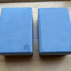 2 EVA Foam Yoga Blocks